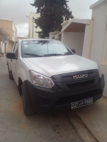 Isuzu-D-Max-2022-Simple-Cabine-plateau-renforce-64 000-DT-Sidi-Bouzid